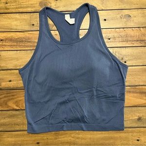 Athletic tank top